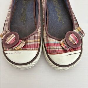 Rocket Dog Plaid Flats with Brown and Red Accents